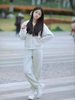 曼婷婷的照片